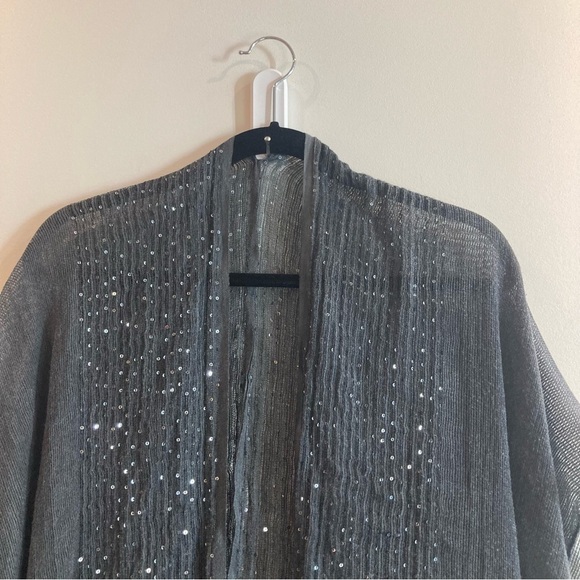 RIAH FASHION Sz O/S Sheer Gauze Sequin Embellished Poncho Kimono NEW - Picture 4 of 14